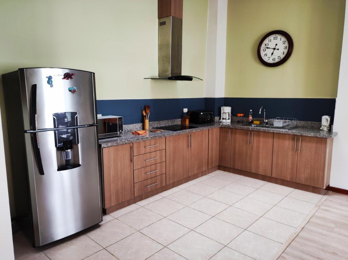 Cuenca Suites Екстериор снимка