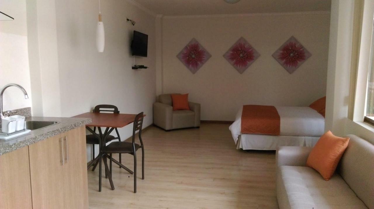 Cuenca Suites Екстериор снимка